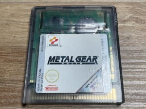 Nintendo Game Boy Color Metal Gear Solid