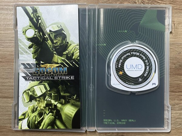 Sony PSP • Socom U.S. Navy Seals Tactial Strike
