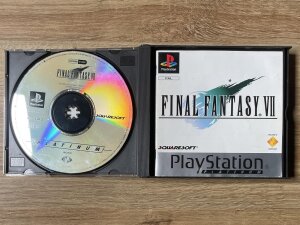 Sony PlayStation 1 Final Fantasy VII