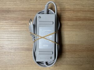 Nintendo Wii Netzteil Original AC Adapter Ladekabel