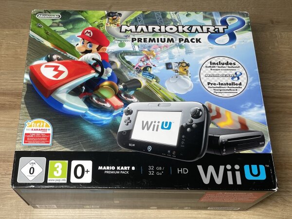 Nintendo Wii U Premium Pack schwarz, 32GB inkl. Mario Kart 8 (vorinstalliert)