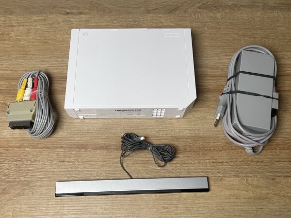 Nintendo Wii Konsole RVL-001 (EUR) white