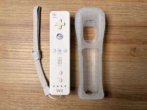 Wii Remote white