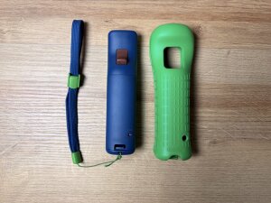 Wii Remote Plus -Luigi Edition