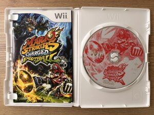 Nintendo Wii Mario Strikers: Charged Football