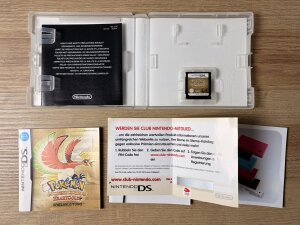 Nintendo DS Pokémon Heart Gold: Goldene Edition Big Box + Pokewalker