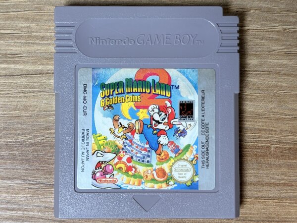 Nintendo GameBoy Classic Super Mario Land 2, 6 Golden Coins