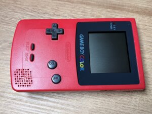 Game Boy Color Brombeerrot