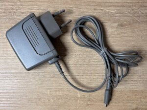 Original Nintendo DS Lite Stromkabel Netzteil Ladekabel Ladegerät