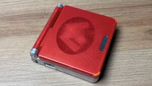 Nintendo Game Boy Advance SP – Mario Limited Edition Pak
